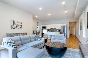 Goose Island Central Downtown Prime Location with access to patio CHI - 1